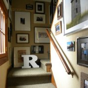 La conception des murs des cages d'escalier: comment et quoi faire