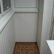 Wanddekoration der Loggia-Paneele - wir machen es richtig und effizient