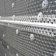 Rinforzo del muro con una griglia: regole, caratteristiche, casi dalla pratica