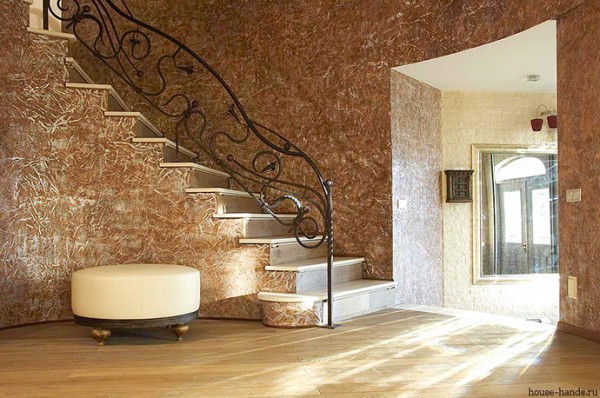 Διακοσμητικό γύψο