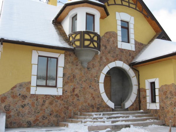 Διακόσμηση παραθύρων με διακοσμητικό γύψο