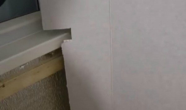 Tagliare l'installazione in PVC