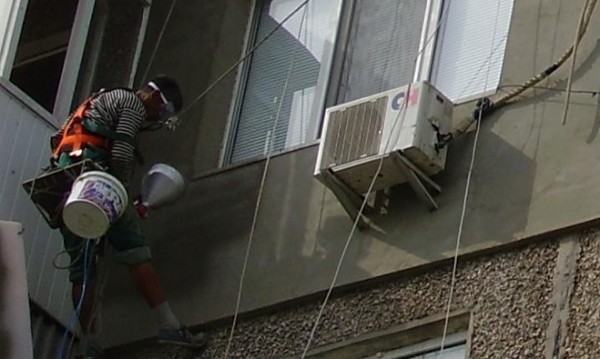 Applicare uno strato usando un compressore