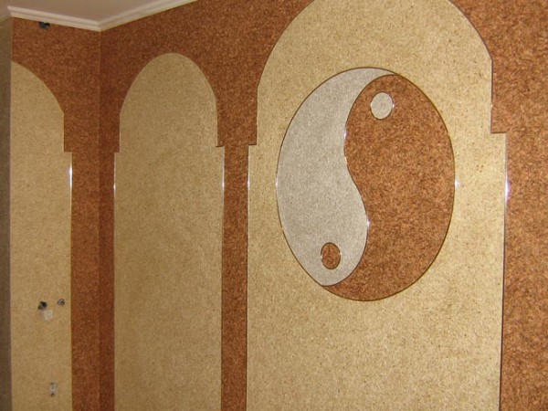 Textile wall decoration