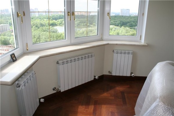 Verglasung von Loggien je nach Projekt