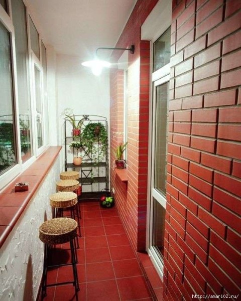 Πλακάκια στο μπαλκόνι