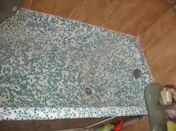 Mozaik dökme demir küvet hayatını ikiye katlıyor Mozaik dökme demir küvet hayatını ikiye katlıyor