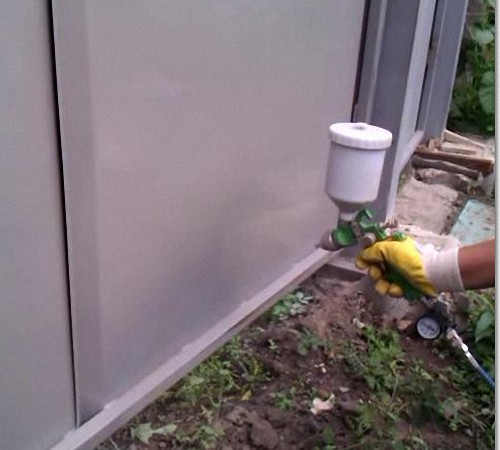 Εφαρμογή εδάφους σε μεταλλική επιφάνεια Εφαρμογή εδάφους σε μεταλλική επιφάνεια