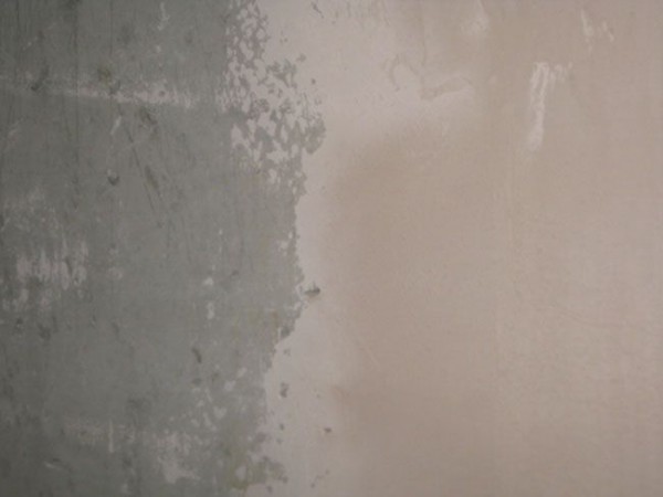 Изравняване на стените с замазка Изравняване на стените с замазка