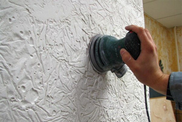Methods for applying decorative bark beetle plaster video