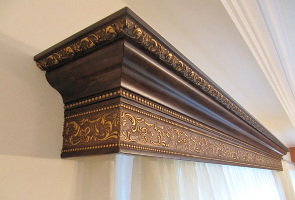 Arco de madeira feito de baguete