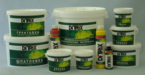 Materialien zum Streichen einer Holzveranda