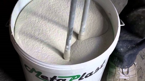 Stages of preparation of the mixture. Stages of preparation of the mixture.