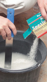 Glue is prepared strictly according to the instructions