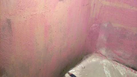 Beton temas işleminden sonra duvar