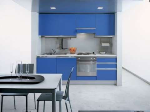 Interno di una piccola cucina