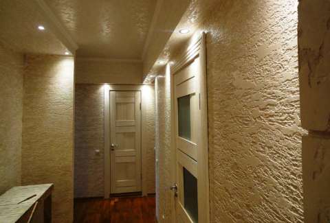 Hallway and decorative plaster. Hallway and decorative plaster.
