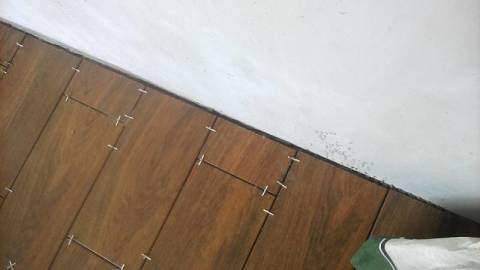 Duvar boyunca telafi açıklığı