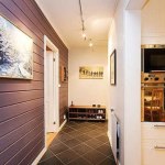 Die Farbe der Wände im Korridor der Auskleidung