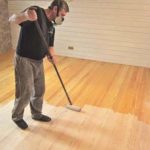 За работа с токсични вещества е необходимо да се използва специална защитна маска и инструмент