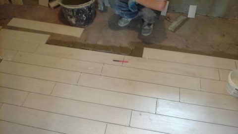 Εφαρμογή κόλλας