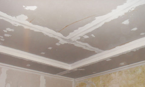 Cuciture e elementi di fissaggio dopo la terminazione