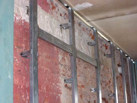 Zusammengebaute Kiste für GKL