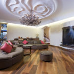 φωτογραφία καθιστικού με γυψομάρμαρο